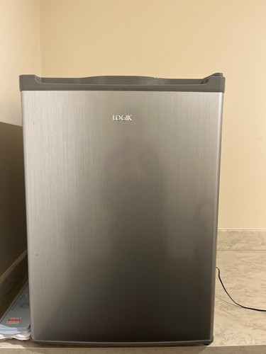 New logik mini fridge - mini,