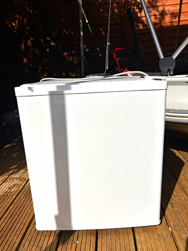White tabletop mini fridge - tabletop,