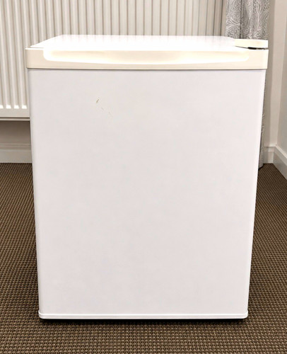 White table top mini fridge - top,